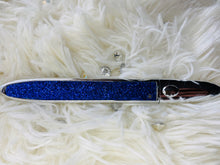Load image into Gallery viewer, Eyelash Glue Pen Blue Glitter
